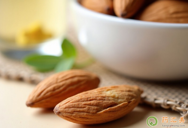 失眠可以吃巴旦木嗎 失眠可以吃巴旦木嗎