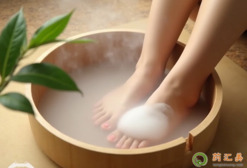 老人泡腳需要注意什么 老人泡腳需要注意什么