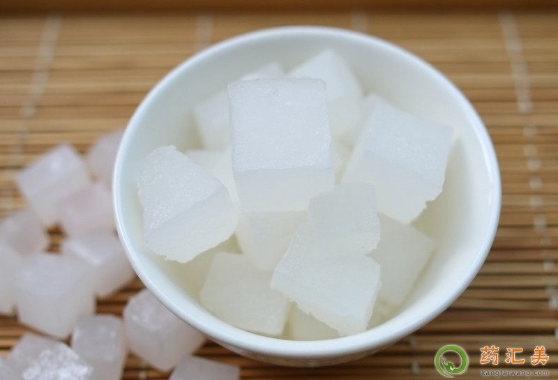 冰糖和什么食物搭配一起吃效果最好 冰糖和什么食物搭配一起吃效果最好